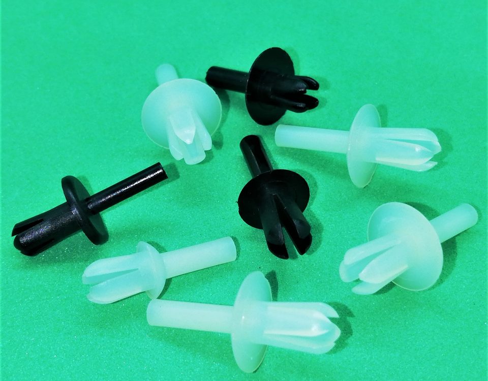 Remaches Ciegos de Poly Nylon - Proveedor Sujetadores de Plástico