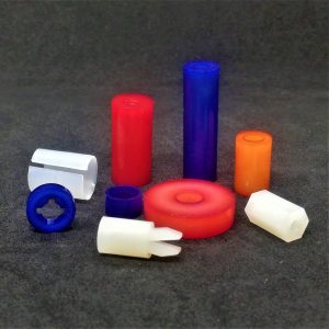Espaciadores - Sujetadores de plástico - Proveedor Micro Partes®